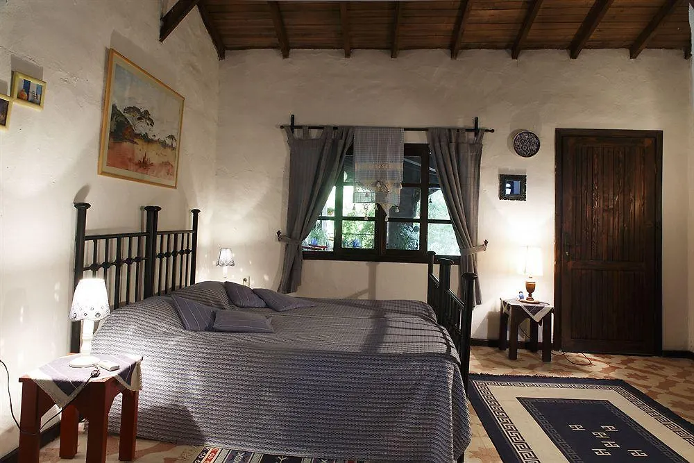 Bakkhos Guesthouse Kusadası Turcia