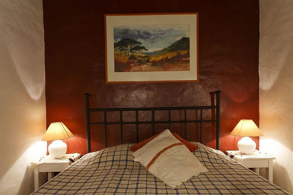 Bakkhos Guesthouse Kusadası Turcia
