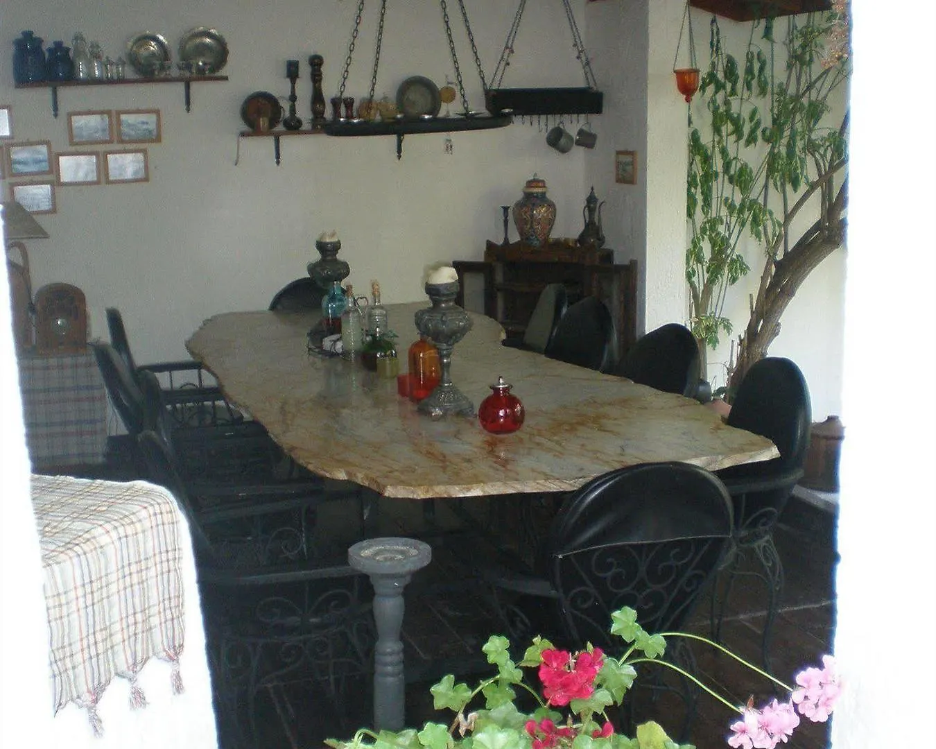 Bakkhos Guesthouse Kusadası Pensiune