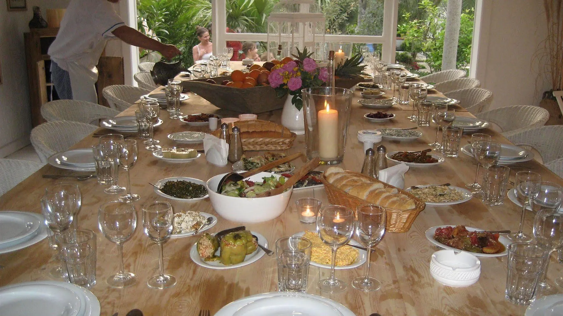 Bakkhos Guesthouse Kusadası Turcia