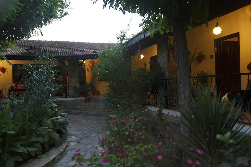 Pensiune Bakkhos Guesthouse Kusadası